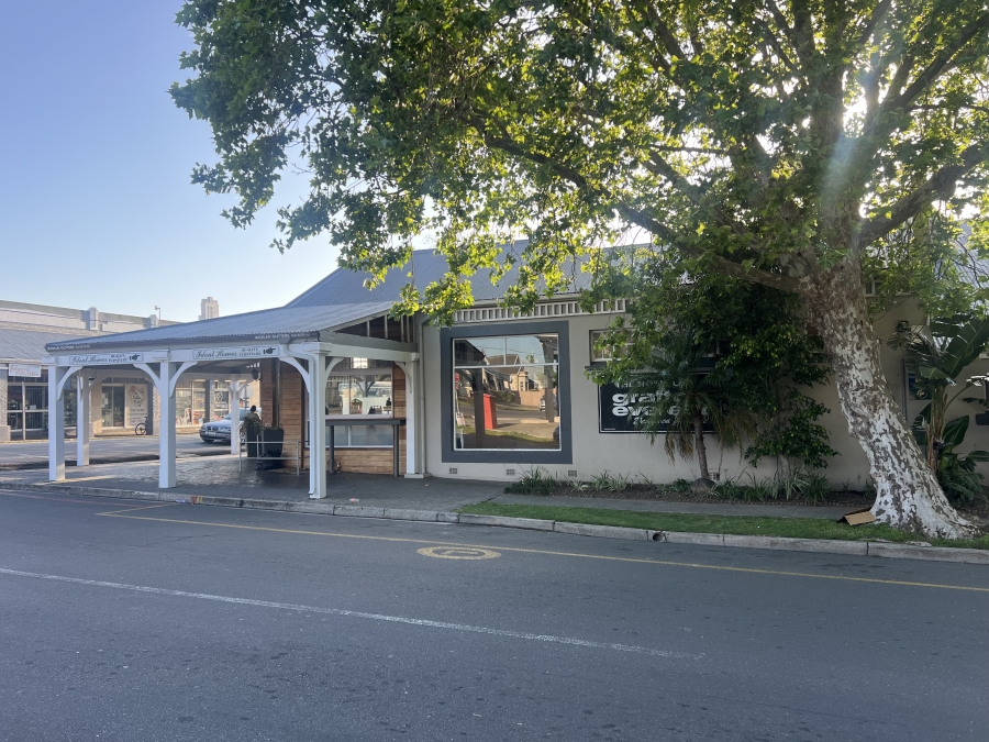 Commercial Property for Sale in Vincent Eastern Cape